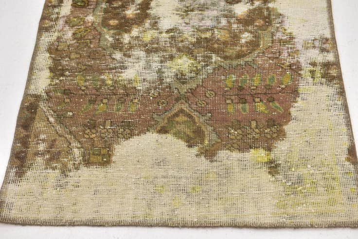 Detail image of 2' 10 x 4' 4 Hand Knotted Ultra Vintage Persian Wool Rug