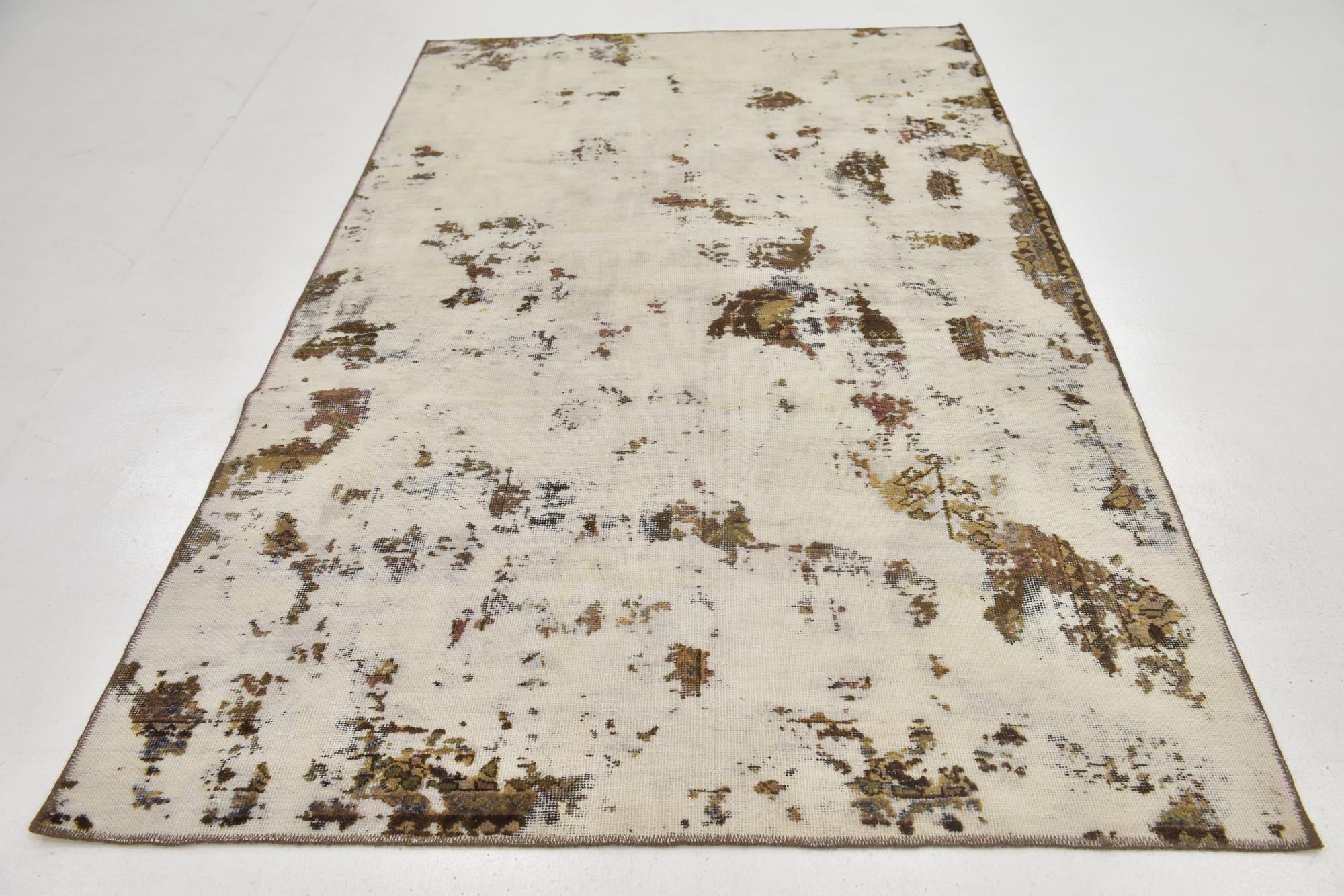 5' 3 x 8' 7 Hand Knotted Ultra Vintage Persian Wool Rug