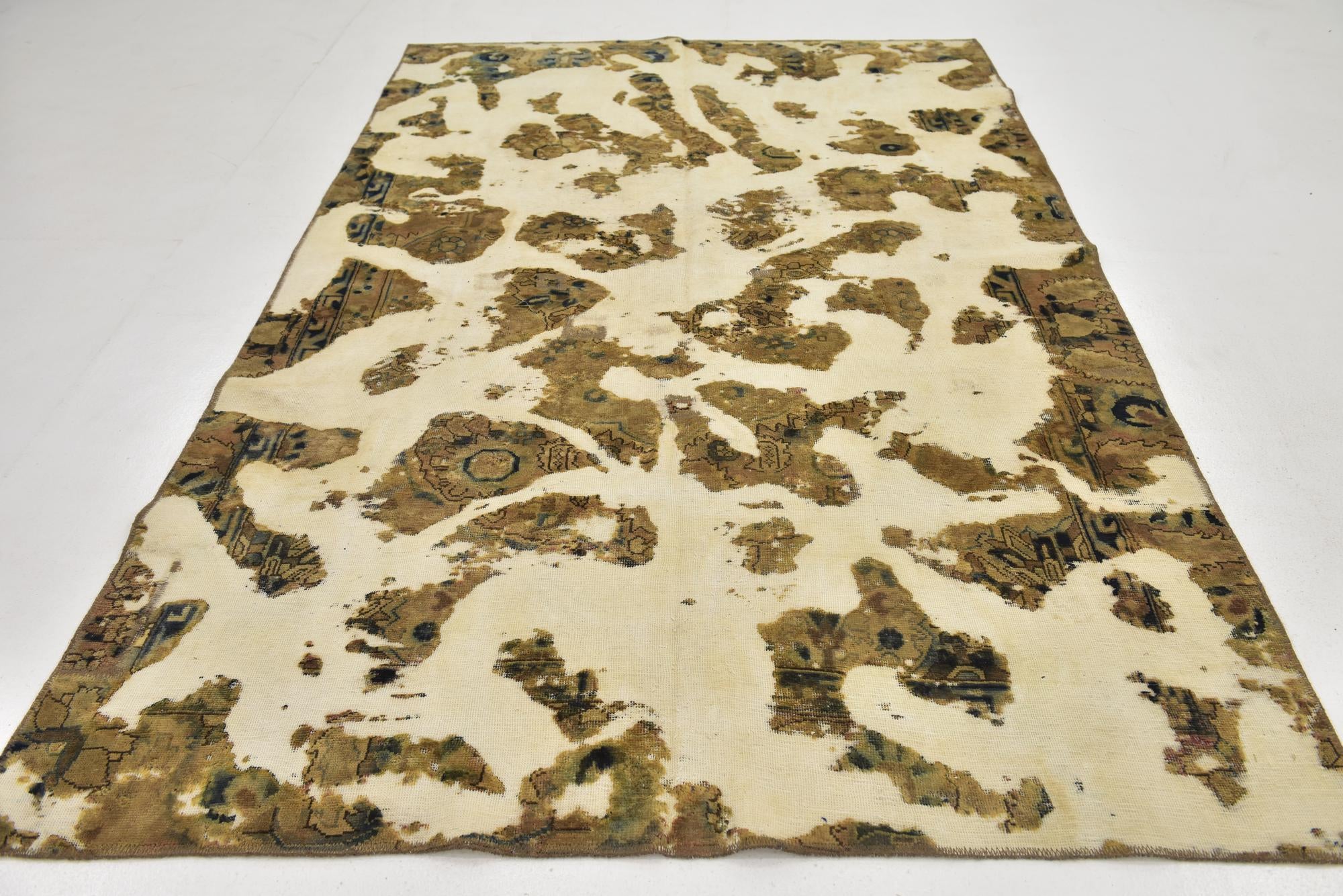 5' 10 x 9' 3 Hand Knotted Ultra Vintage Persian Wool Rug