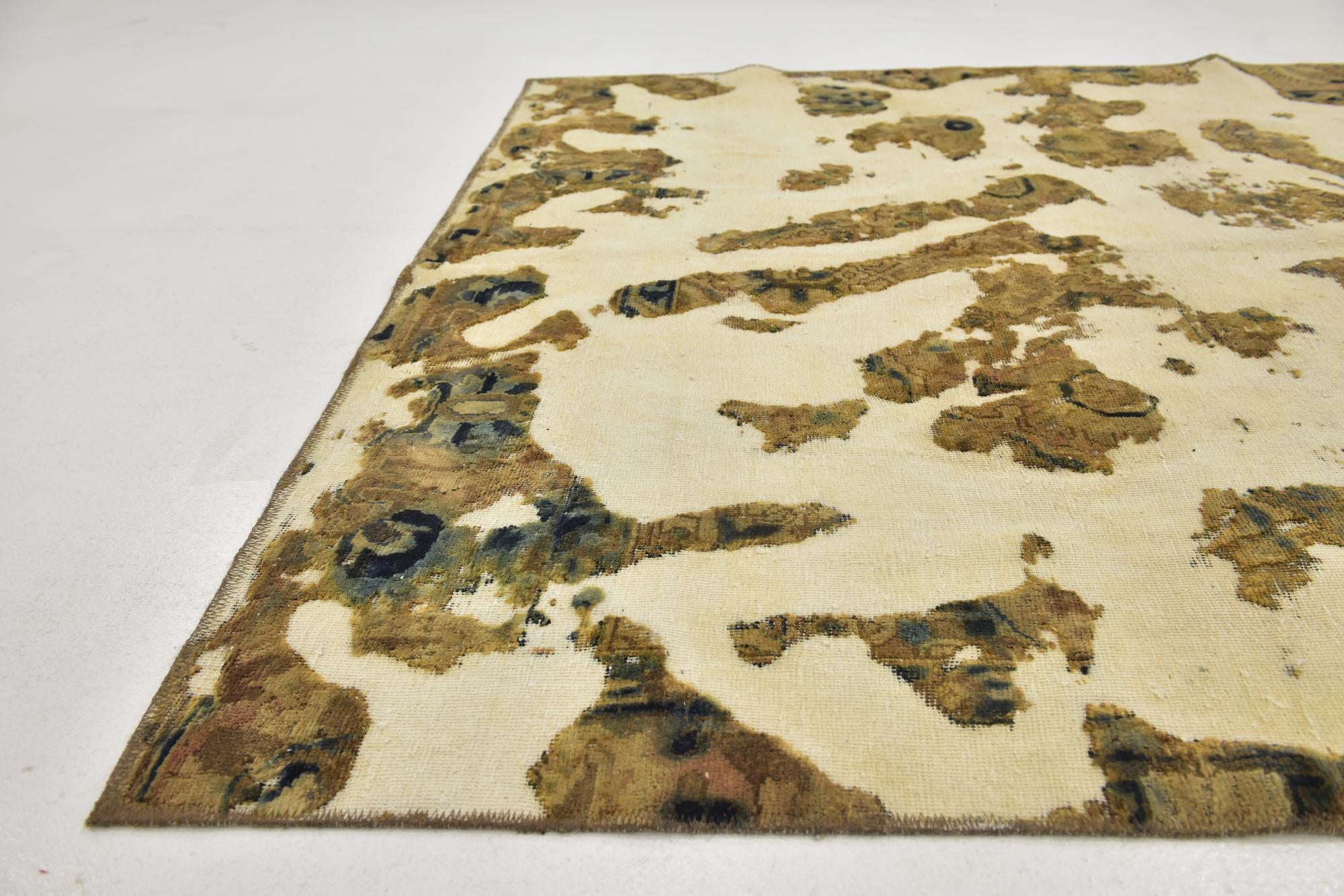 5' 10 x 9' 3 Hand Knotted Ultra Vintage Persian Wool Rug