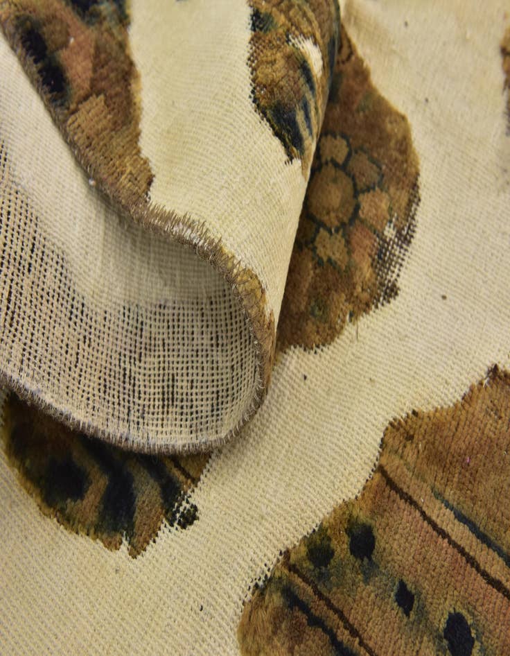 Detail image of 5' 10 x 9' 3  Hand Knotted Ultra Vintage Persian Wool Rug