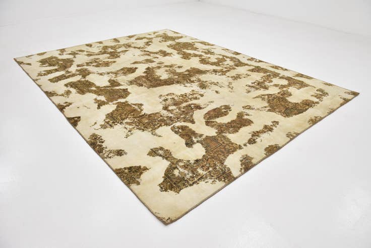 Detail image of 8' 6 x 11' 3 Hand Knotted Ultra Vintage Persian Wool Rug