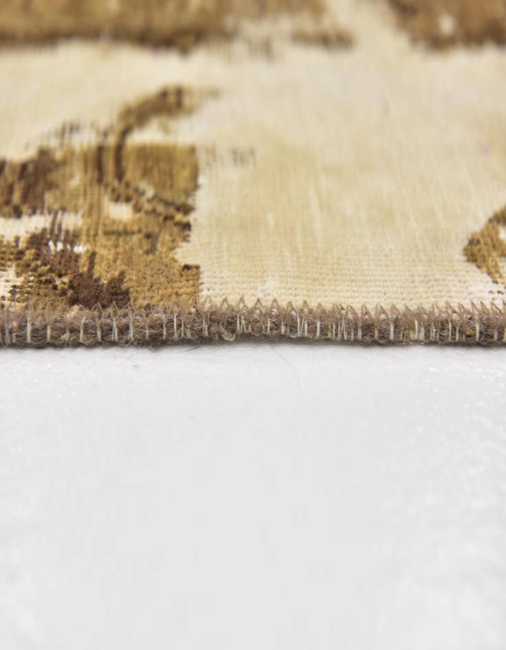 Detail image of 8' 6 x 11' 3  Hand Knotted Ultra Vintage Persian Wool Rug