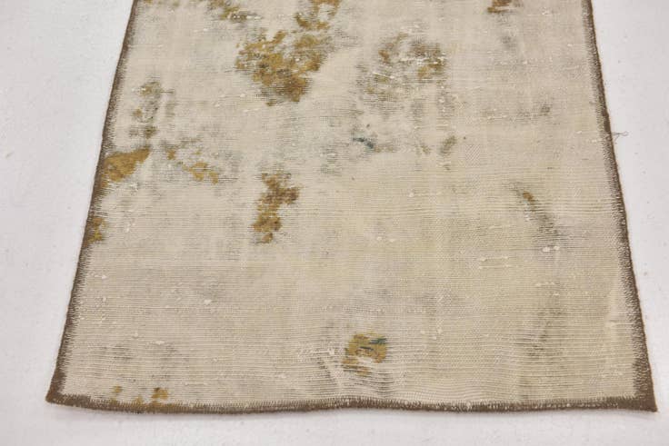 Detail image of 2' 7 x 4' 5 Hand Knotted Ultra Vintage Persian Wool Rug
