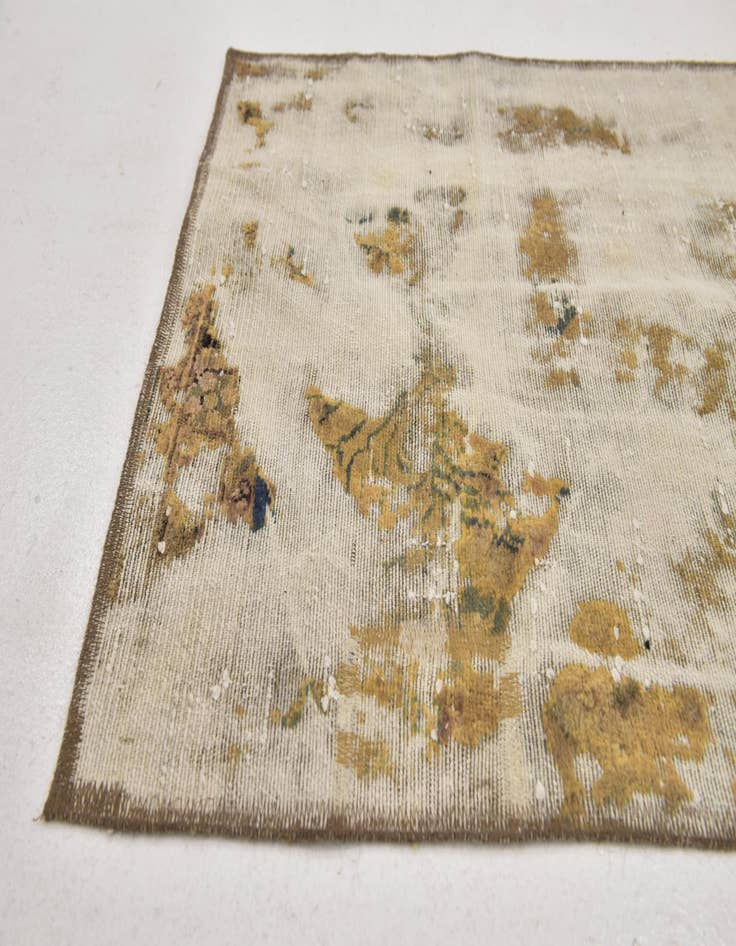 Detail image of 2' 7 x 4' 5  Hand Knotted Ultra Vintage Persian Wool Rug