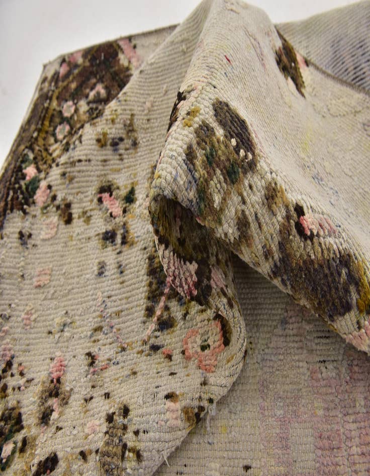 Detail image of 5' 4 x 6' 5  Hand Knotted Ultra Vintage Persian Wool Rug