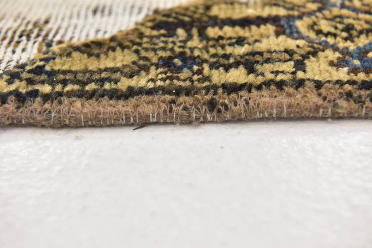 Detail image of 6' x 9' 4 Hand Knotted Ultra Vintage Persian Wool Rug