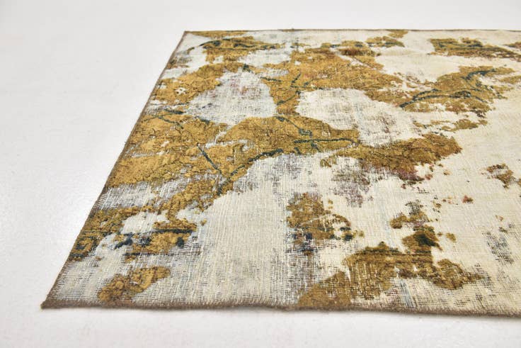 Detail image of 3' 7 x 5' 9 Hand Knotted Ultra Vintage Persian Wool Rug
