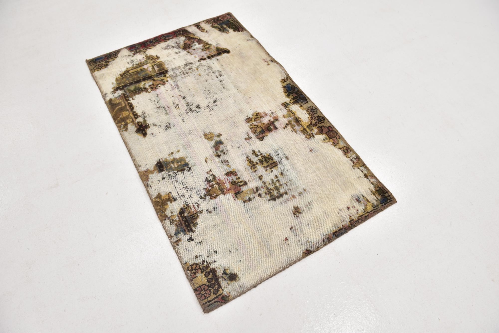 2' 10 x 4' 6 Hand Knotted Ultra Vintage Persian Wool Rug
