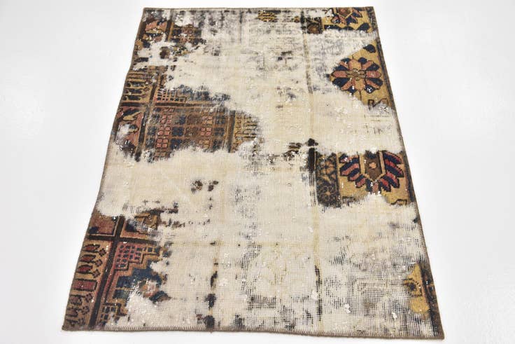 Detail image of 3' 2 x 4' 5 Hand Knotted Ultra Vintage Persian Wool Rug