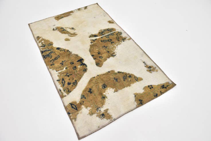 Detail image of 3' x 4' 10 Hand Knotted Ultra Vintage Persian Wool Rug