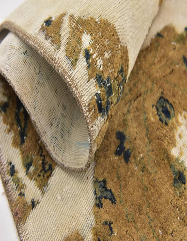 Detail image of 3' x 4' 10  Hand Knotted Ultra Vintage Persian Wool Rug