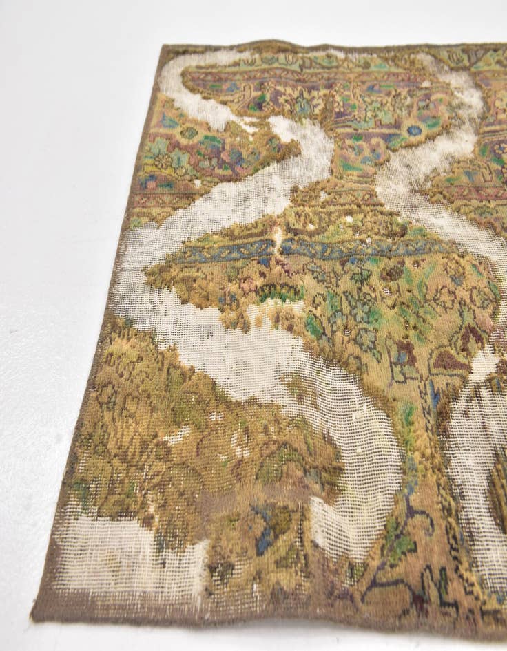 Detail image of 2' 6 x 4'  Hand Knotted Ultra Vintage Persian Wool Rug