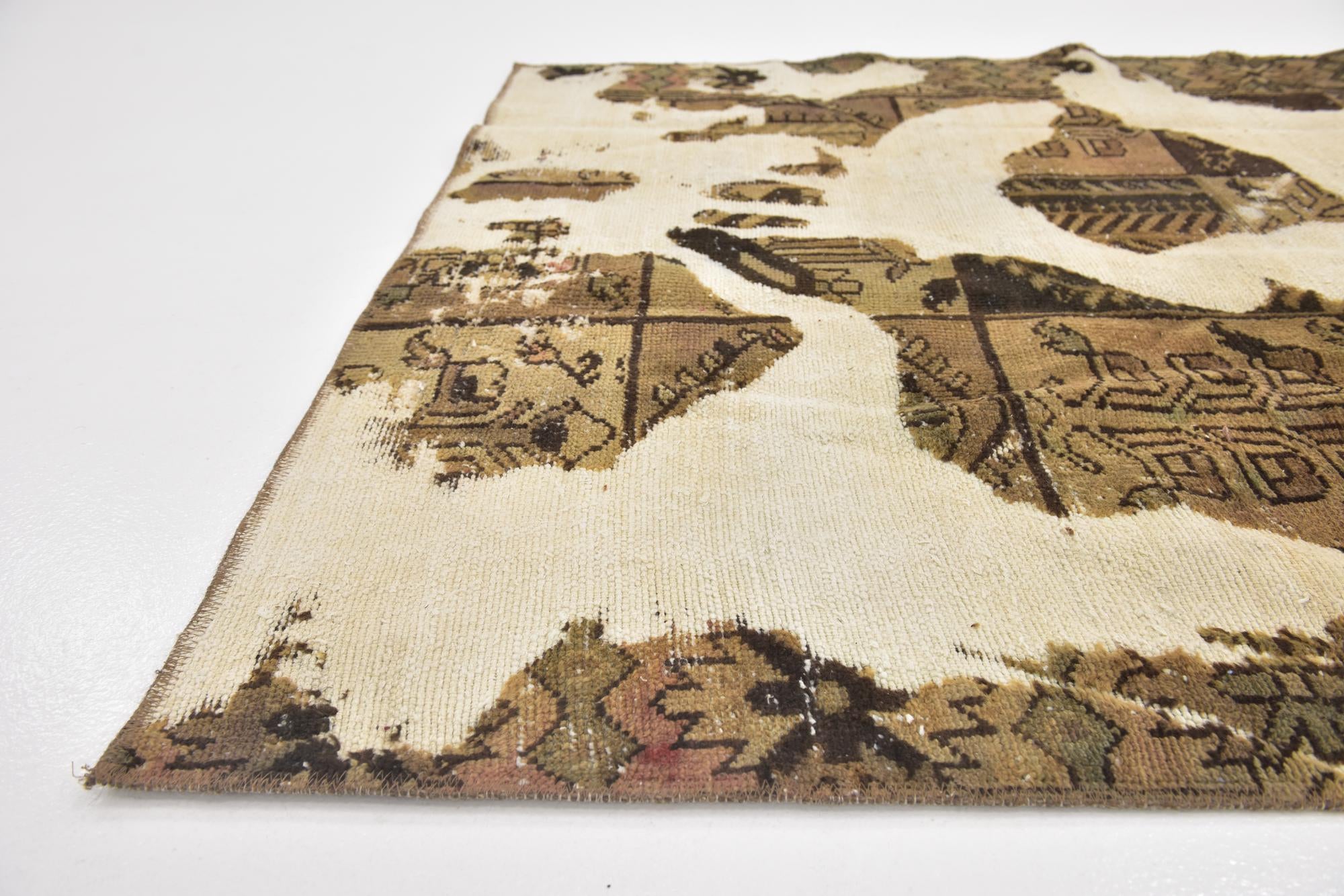 4' 7 x 8' Hand Knotted Ultra Vintage Persian Wool Rug