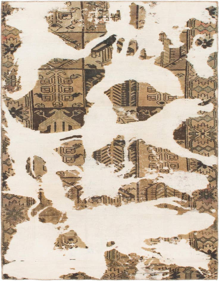 Detail image of 4' 7 x 8' Hand Knotted Ultra Vintage Persian Wool Rug
