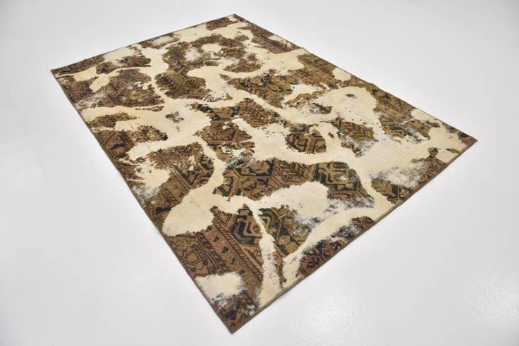 Detail image of 5' 7 x 8' Hand Knotted Ultra Vintage Persian Wool Rug