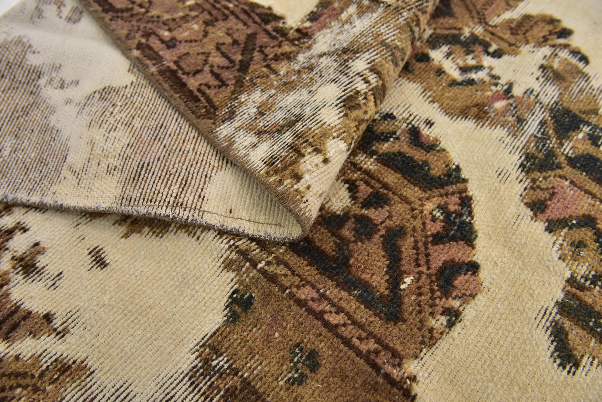 5' 7 x 8' Hand Knotted Ultra Vintage Persian Wool Rug