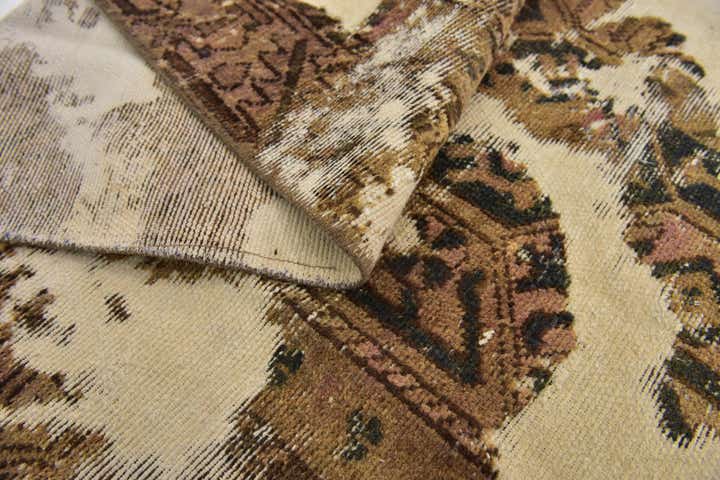 5' 7 x 8' Hand Knotted Ultra Vintage Persian Wool Rug