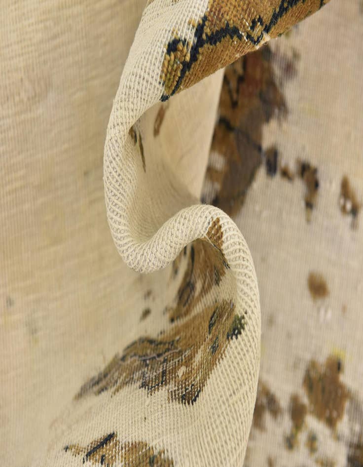 Detail image of 5' 7 x 8' 5  Hand Knotted Ultra Vintage Persian Wool Rug