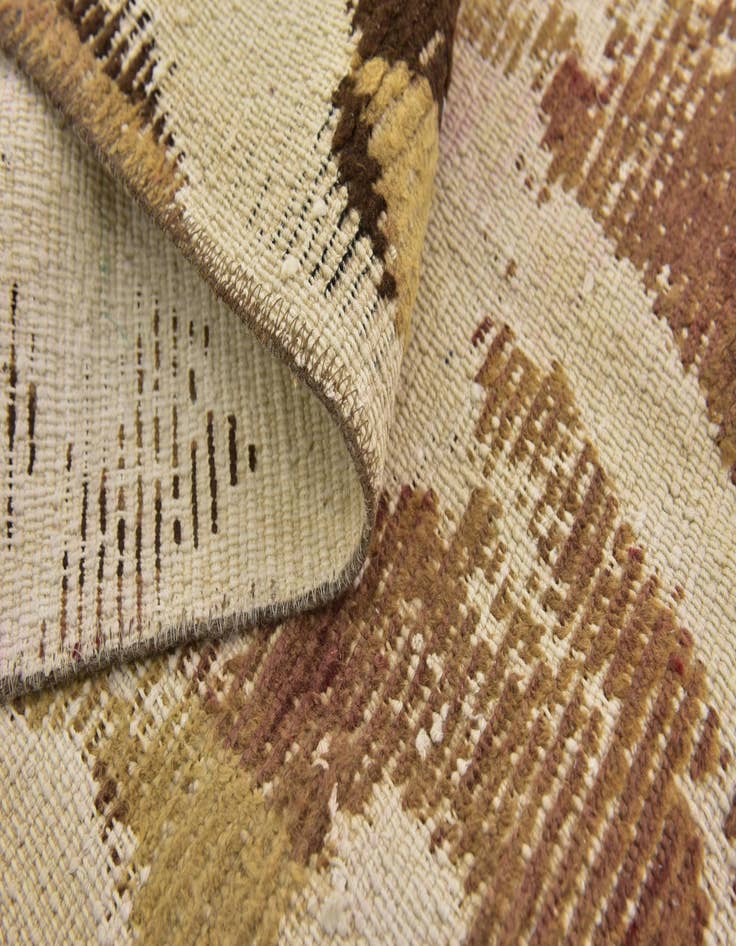 Detail image of 5' 10 x 8' 8  Hand Knotted Ultra Vintage Persian Wool Rug