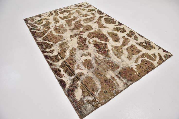 Detail image of 5' 4 x 8' 2 Hand Knotted Ultra Vintage Persian Wool Rug