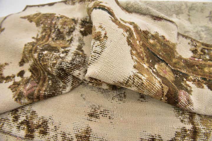 4' x 6' 9 Hand Knotted Ultra Vintage Persian Wool Rug