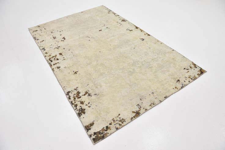Detail image of 4' 10 x 7' 6 Hand Knotted Ultra Vintage Persian Wool Rug
