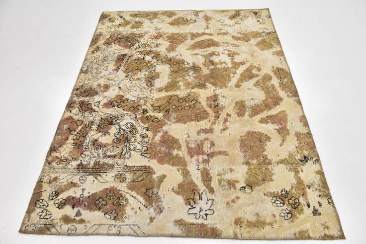 Detail image of 4' 8 x 6' 2 Hand Knotted Ultra Vintage Persian Wool Rug