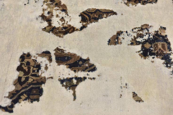 Detail image of 4' 2 x 6' 2 Hand Knotted Ultra Vintage Persian Wool Rug