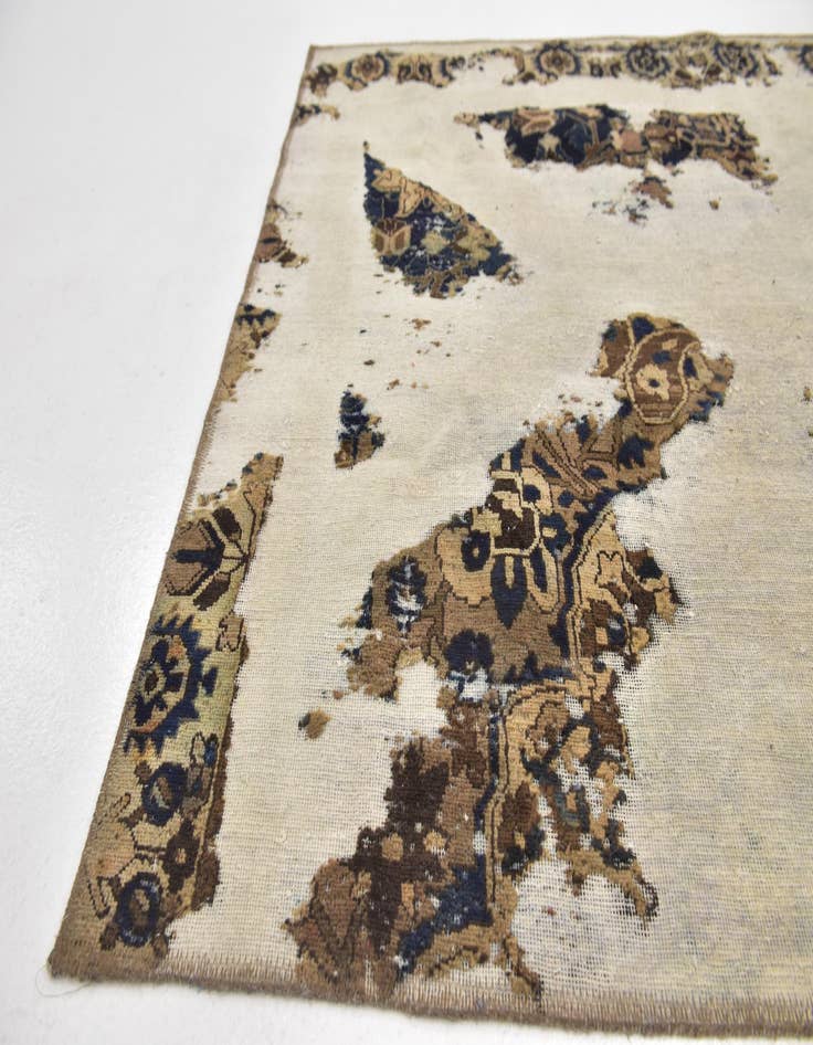 Detail image of 4' 2 x 6' 2  Hand Knotted Ultra Vintage Persian Wool Rug