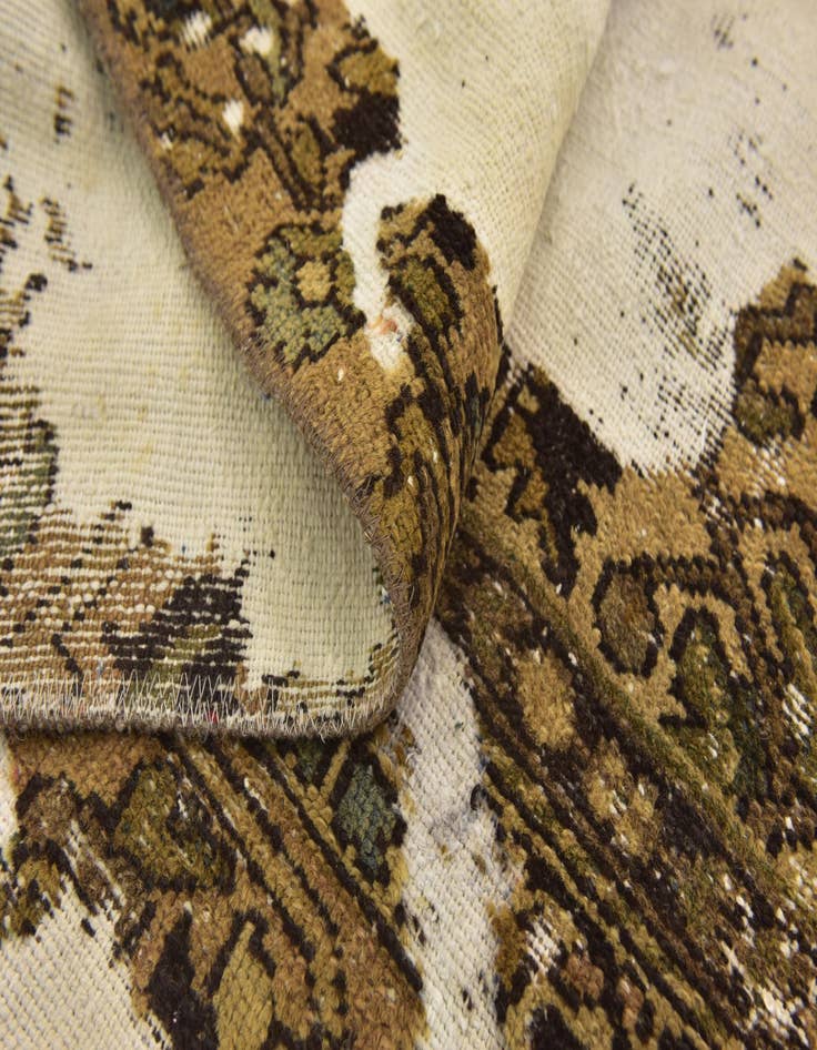 Detail image of 4' 5 x 7' 2  Hand Knotted Ultra Vintage Persian Wool Rug