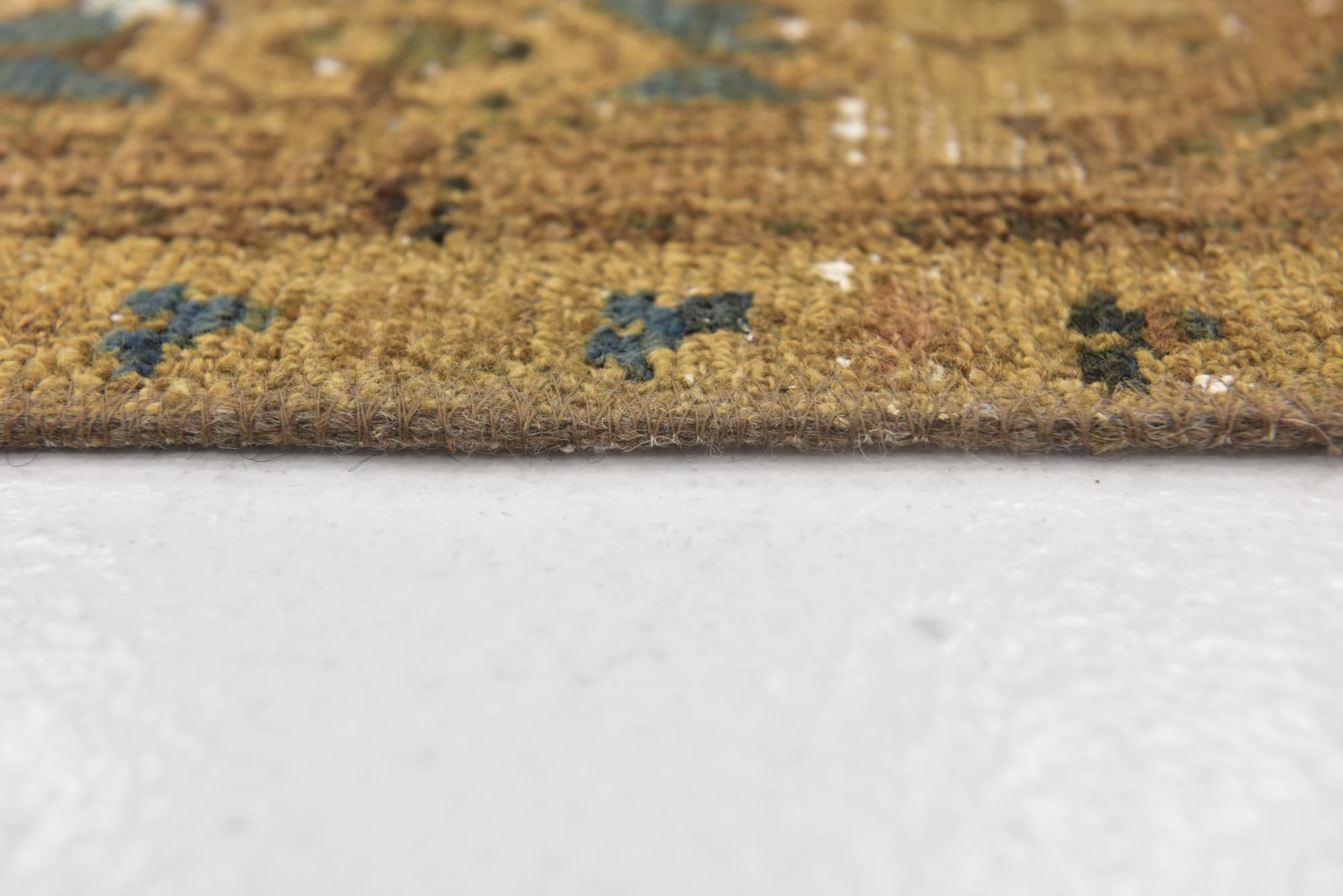 4' 10 x 7' 10 Hand Knotted Ultra Vintage Persian Wool Rug