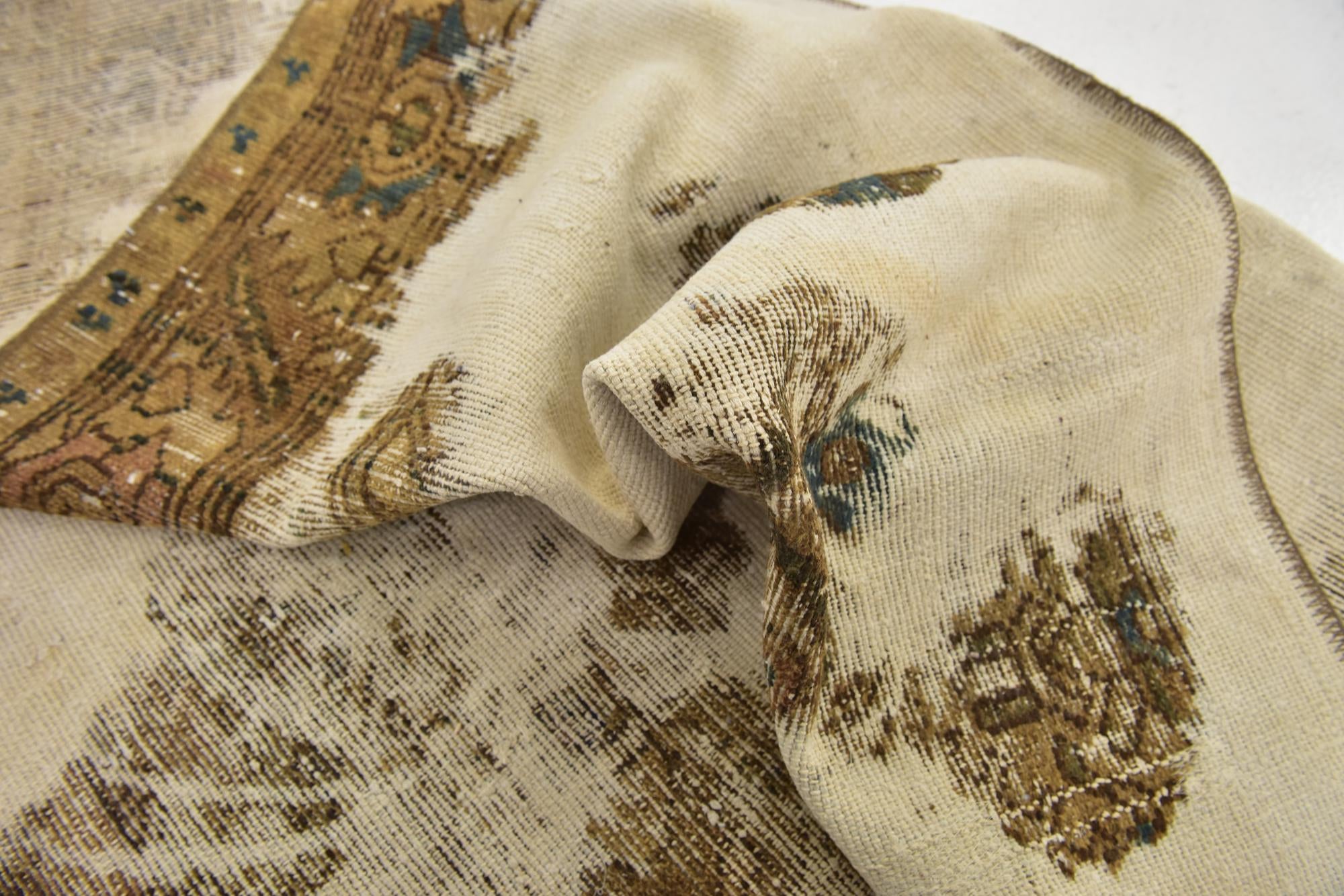 4' 10 x 7' 10 Hand Knotted Ultra Vintage Persian Wool Rug