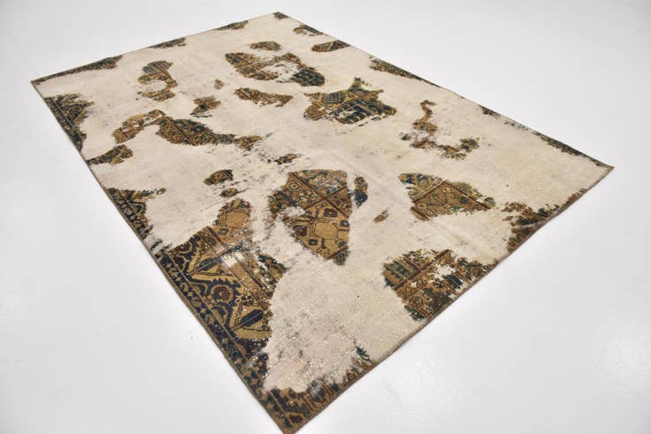 Detail image of 6' 7 x 9' 6 Hand Knotted Ultra Vintage Persian Wool Rug