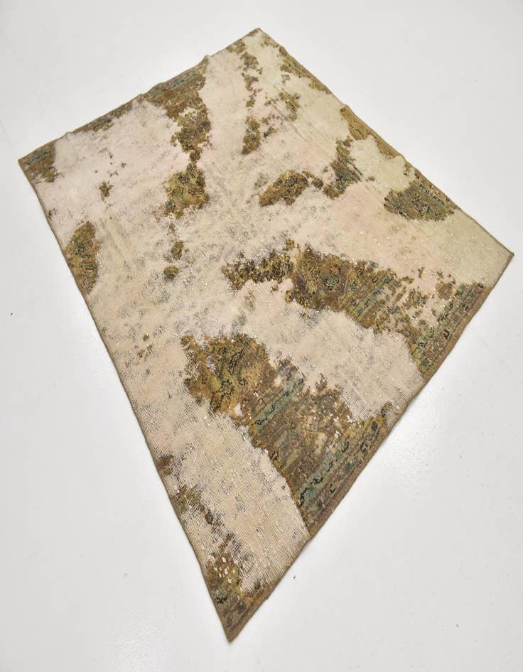 Detail image of 5' 5 x 6' 4  Hand Knotted Ultra Vintage Persian Wool Rug