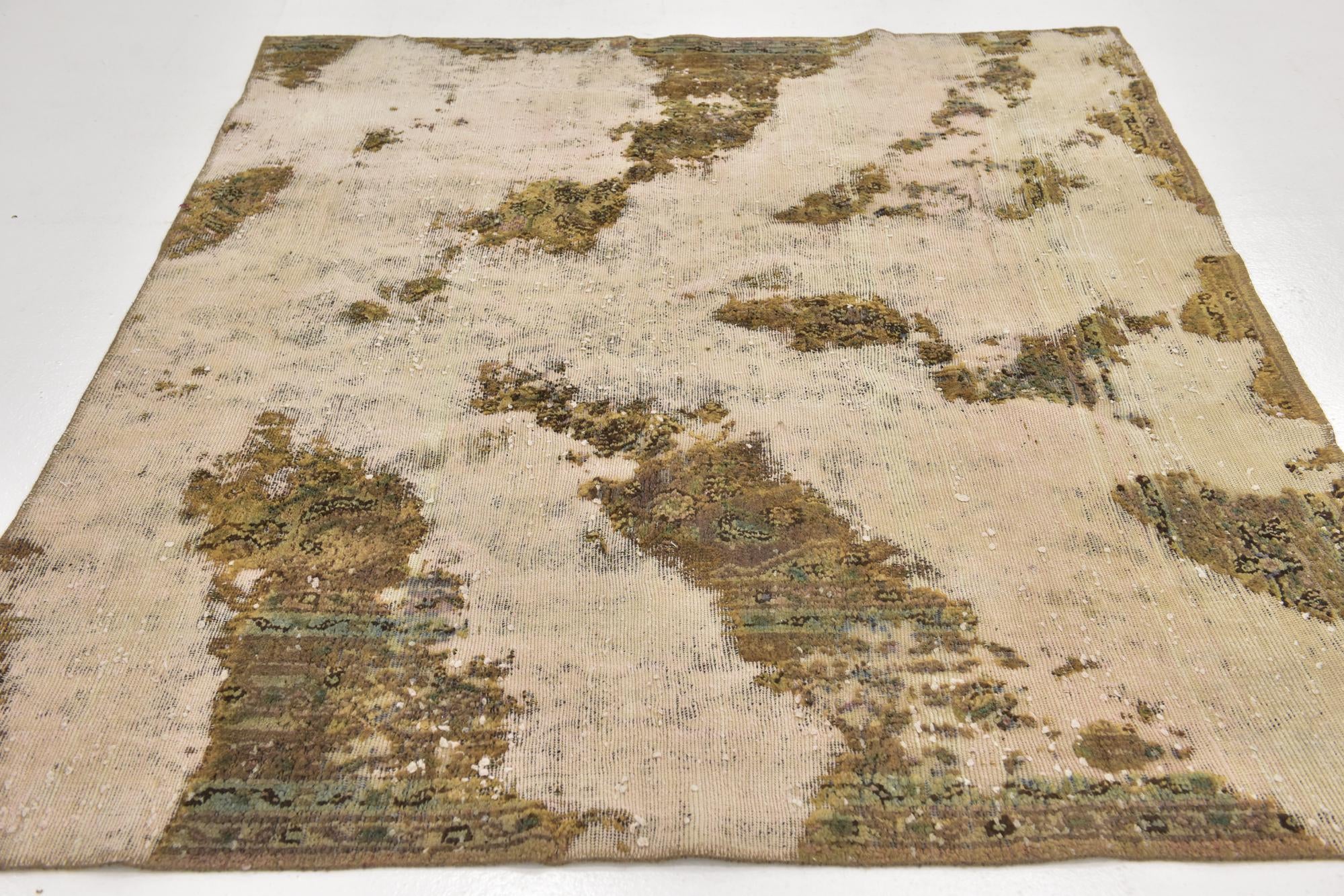 5' 5 x 6' 4 Hand Knotted Ultra Vintage Persian Wool Rug