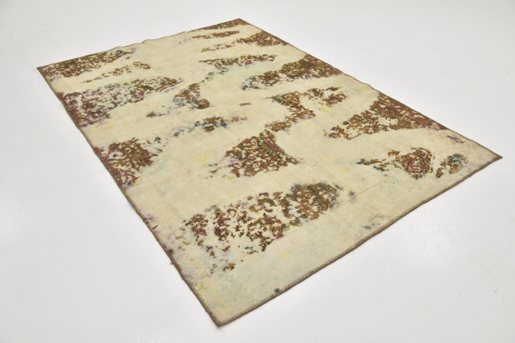 5' 4 x 7' 6 Hand Knotted Ultra Vintage Persian Wool Rug
