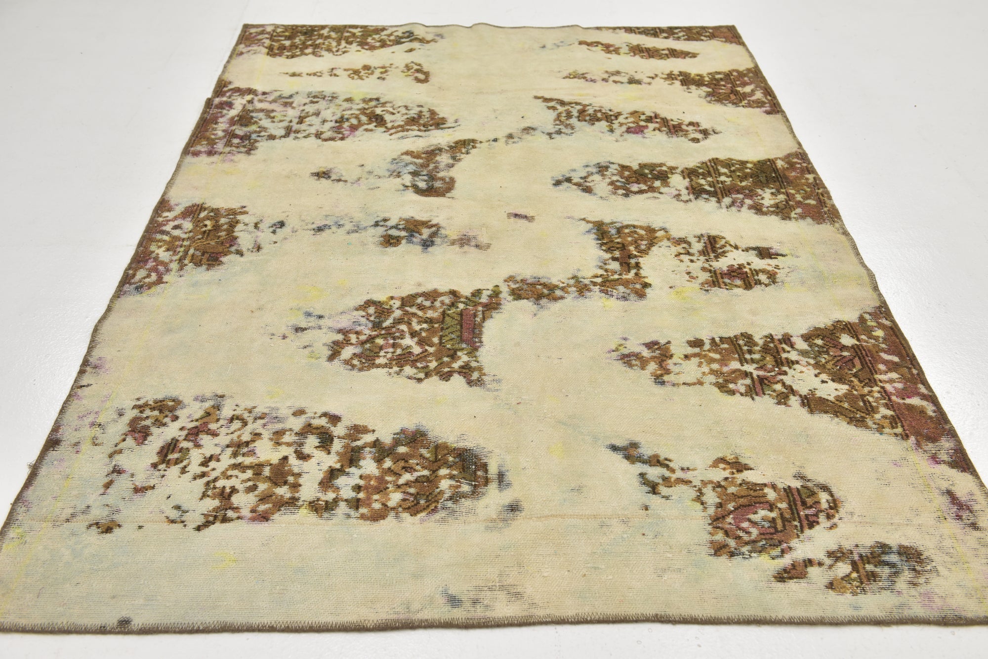 5' 4 x 7' 6 Hand Knotted Ultra Vintage Persian Wool Rug