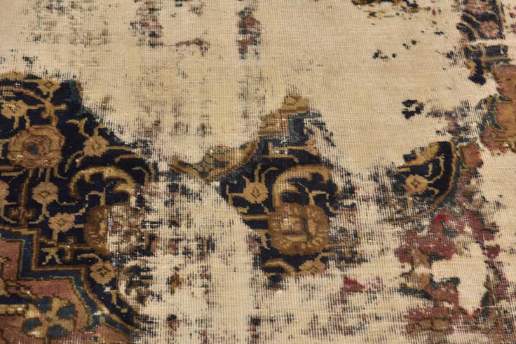 Detail image of 8' 9 x 11' 9 Hand Knotted Ultra Vintage Persian Wool Rug