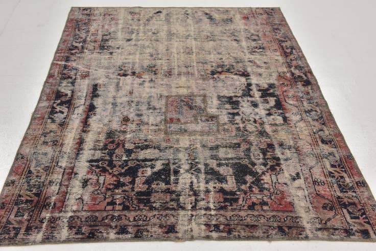 Detail image of 4' 6 x 6' Hand Knotted Ultra Vintage Persian Wool Rug