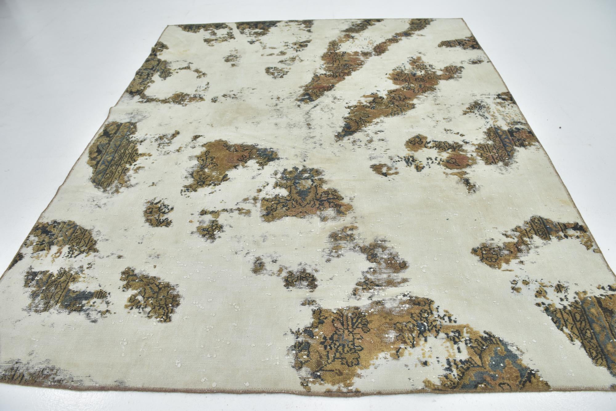 7' 8 x 9' 4 Hand Knotted Ultra Vintage Persian Wool Rug