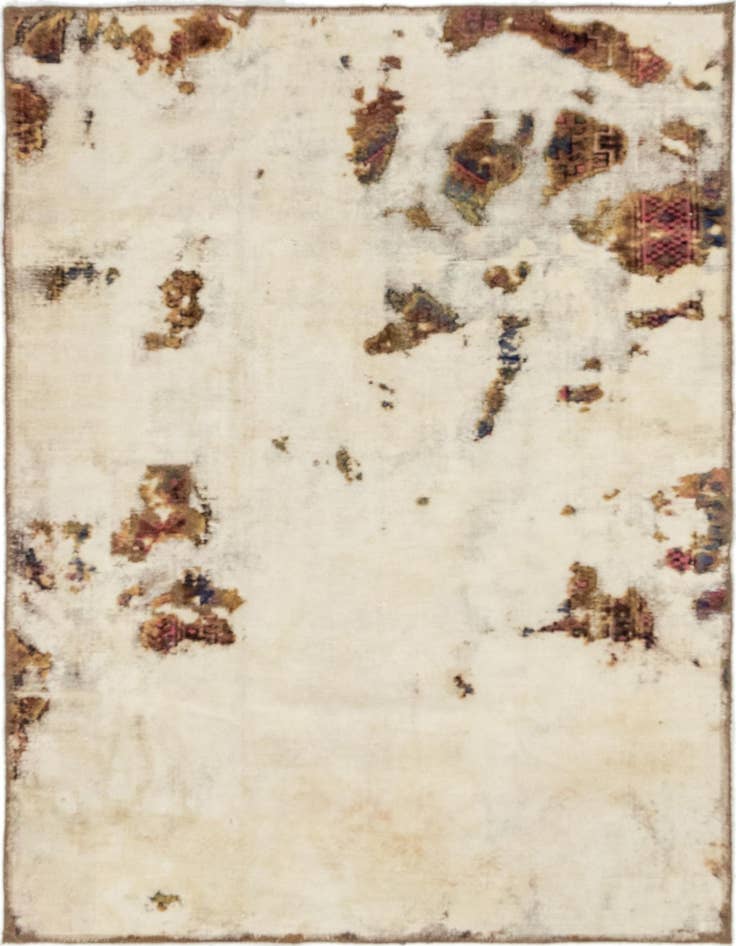 Detail image of 4' x 5' 9 Hand Knotted Ultra Vintage Persian Wool Rug