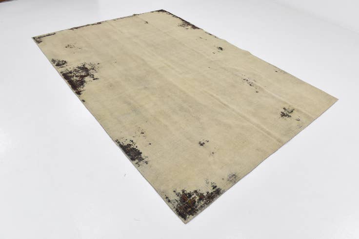 Detail image of 6' 8 x 9' 9 Hand Knotted Ultra Vintage Persian Wool Rug