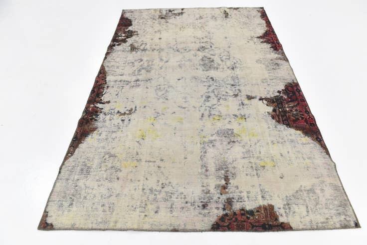 Detail image of 6' x 9' 3 Hand Knotted Ultra Vintage Persian Wool Rug