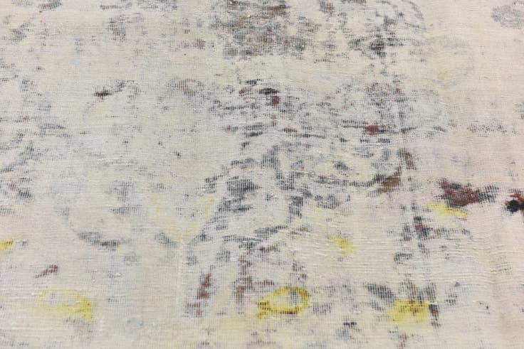 Detail image of 6' x 9' 3 Hand Knotted Ultra Vintage Persian Wool Rug
