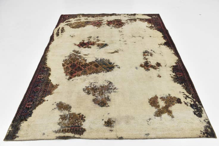 Detail image of 7' x 8' 9 Hand Knotted Ultra Vintage Persian Wool Rug