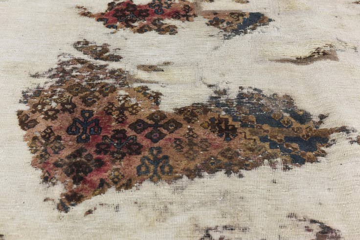 Detail image of 7' x 8' 9 Hand Knotted Ultra Vintage Persian Wool Rug