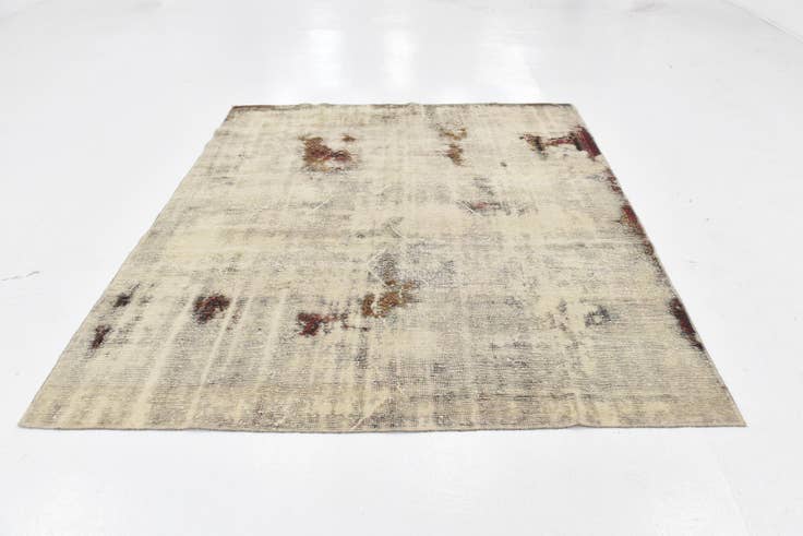 Detail image of 6' 9 x 7' 6 Hand Knotted Ultra Vintage Persian Wool Rug