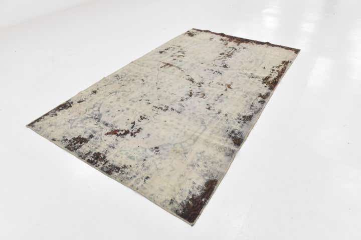 5' 5 x 9' Hand Knotted Ultra Vintage Persian Wool Rug