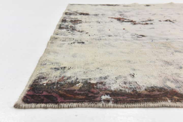 5' 5 x 9' Hand Knotted Ultra Vintage Persian Wool Rug